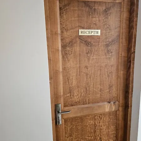 Vendégház Casa Coralia *