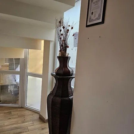 Konukevi Casa Coralia *