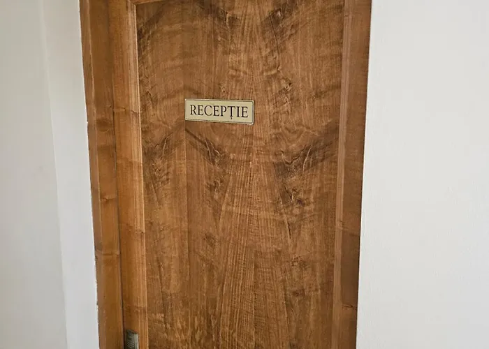 Casa Coralia Konukevi *