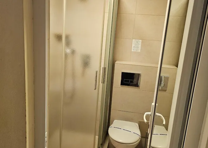 Konukevi Casa Coralia *